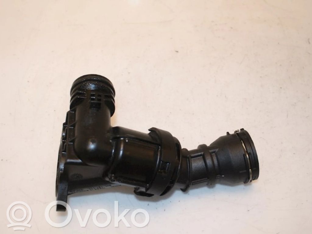 Volkswagen Golf VII Alloggiamento termostato