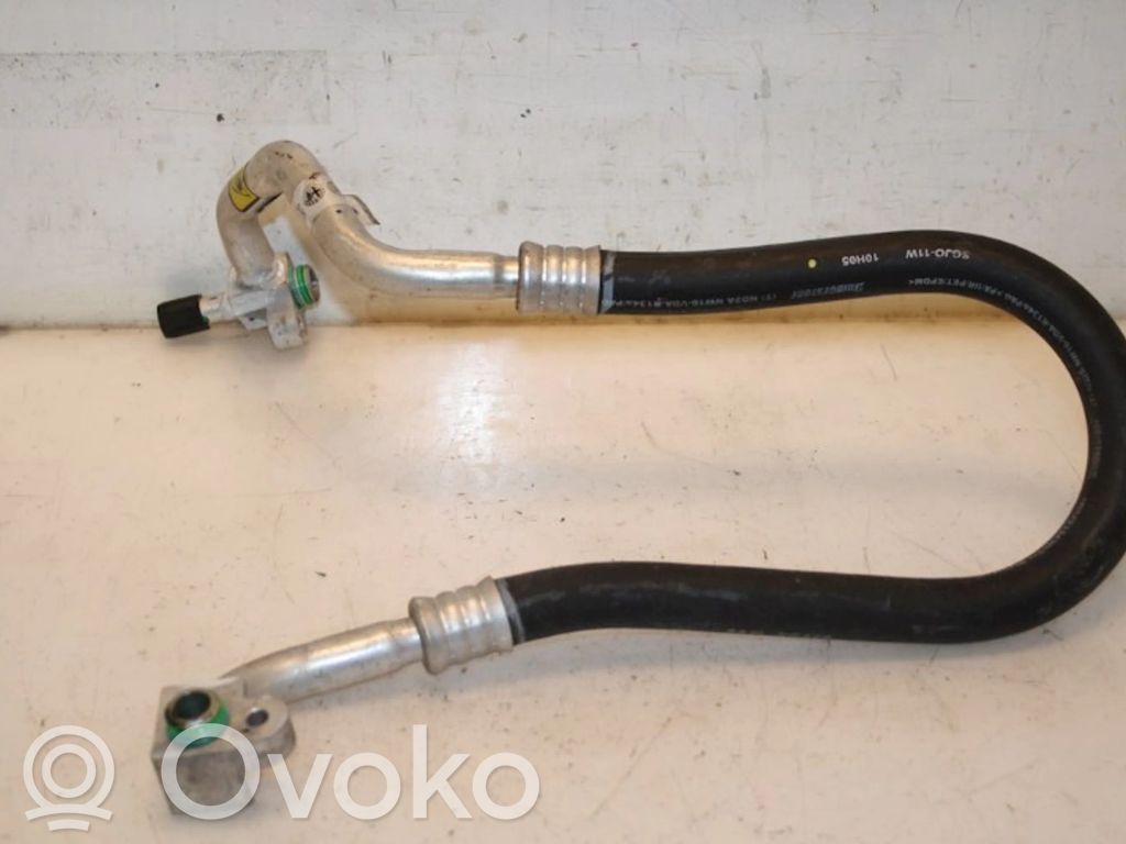 Ilmastointilaitteen putki (A/C)   51871844,51871844