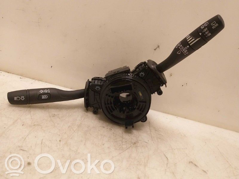 Opel Astra K Ohjauspyörän painikkeet/kytkimet 