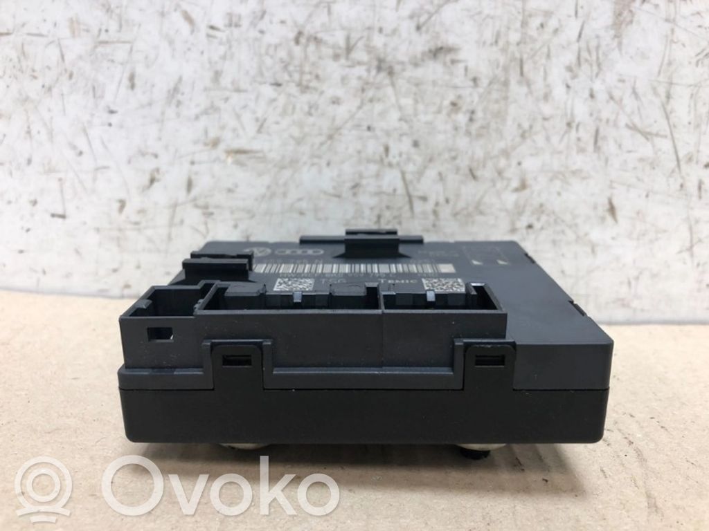 Audi A4 S4 B8 8K Centralina/modulo chiusura centralizzata portiere 