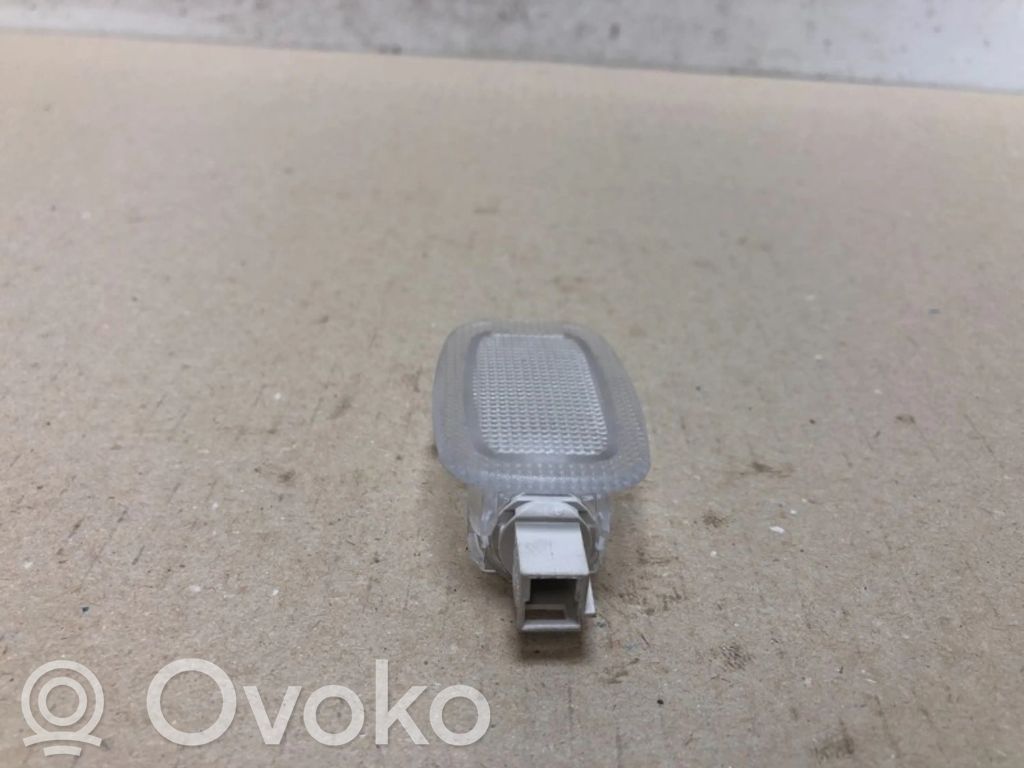 Mercedes-Benz B W246 W242 Luz del asiento trasero
