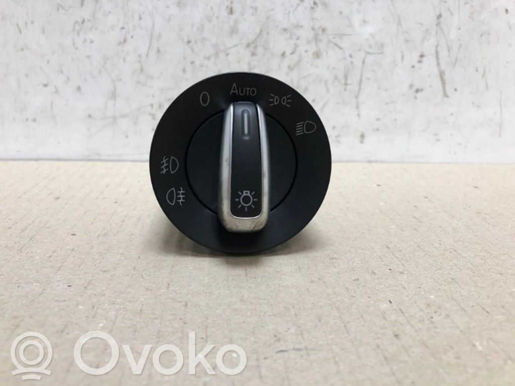 Volkswagen Golf VI Interruttore luci