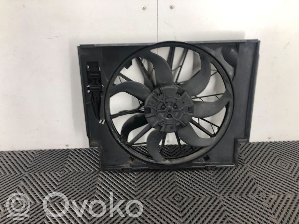 BMW 5 E60 E61 Ventiliatora propellers 