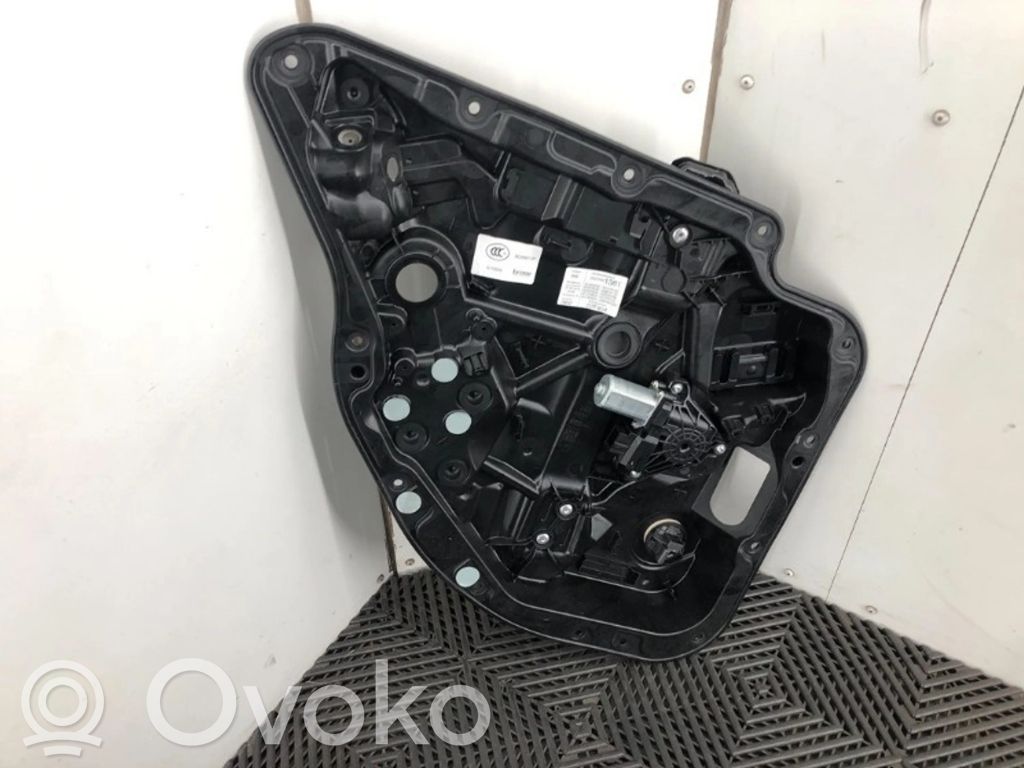 Mercedes-Benz E W213 Ręczny podnośnik szyby drzwi tylnych 