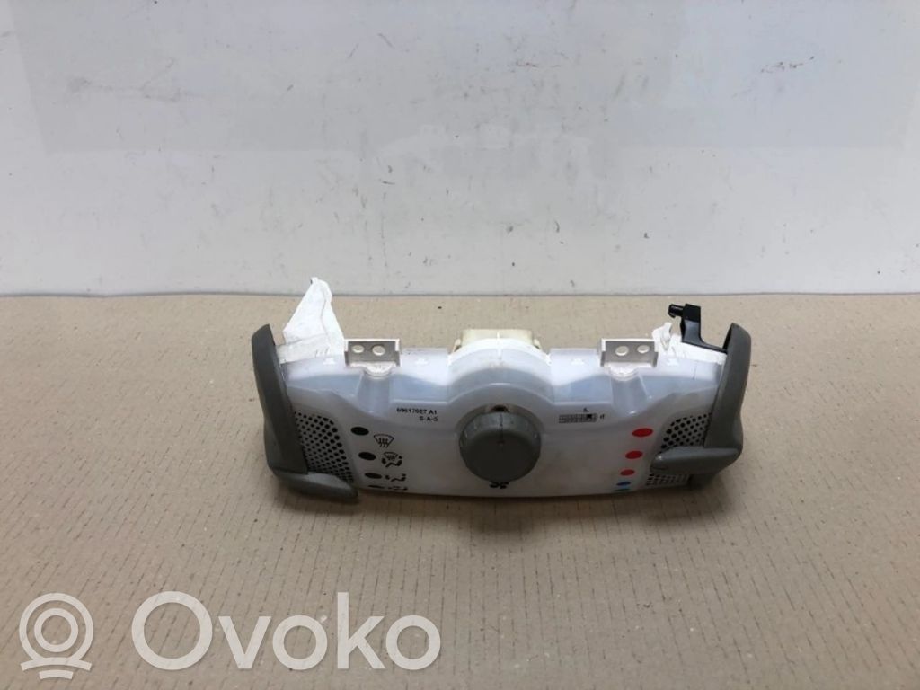 Citroen C1 Climate control unit 