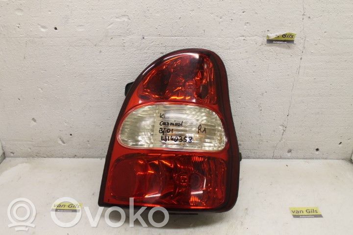 KIA Carnival Feux arrière / postérieurs