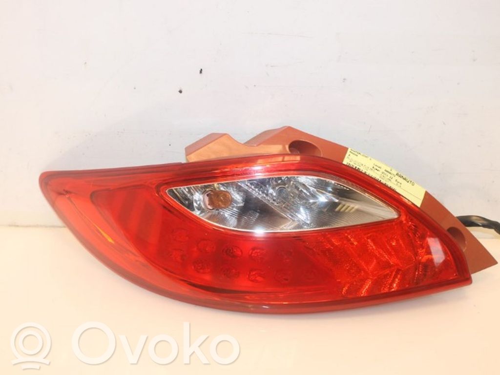 Rear/tail lights