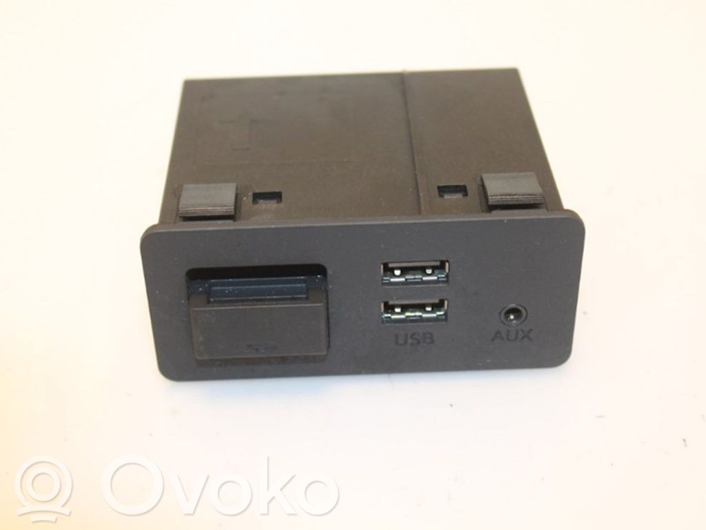 Modul comenzi multimedia   D09H669U0,D09H669U0