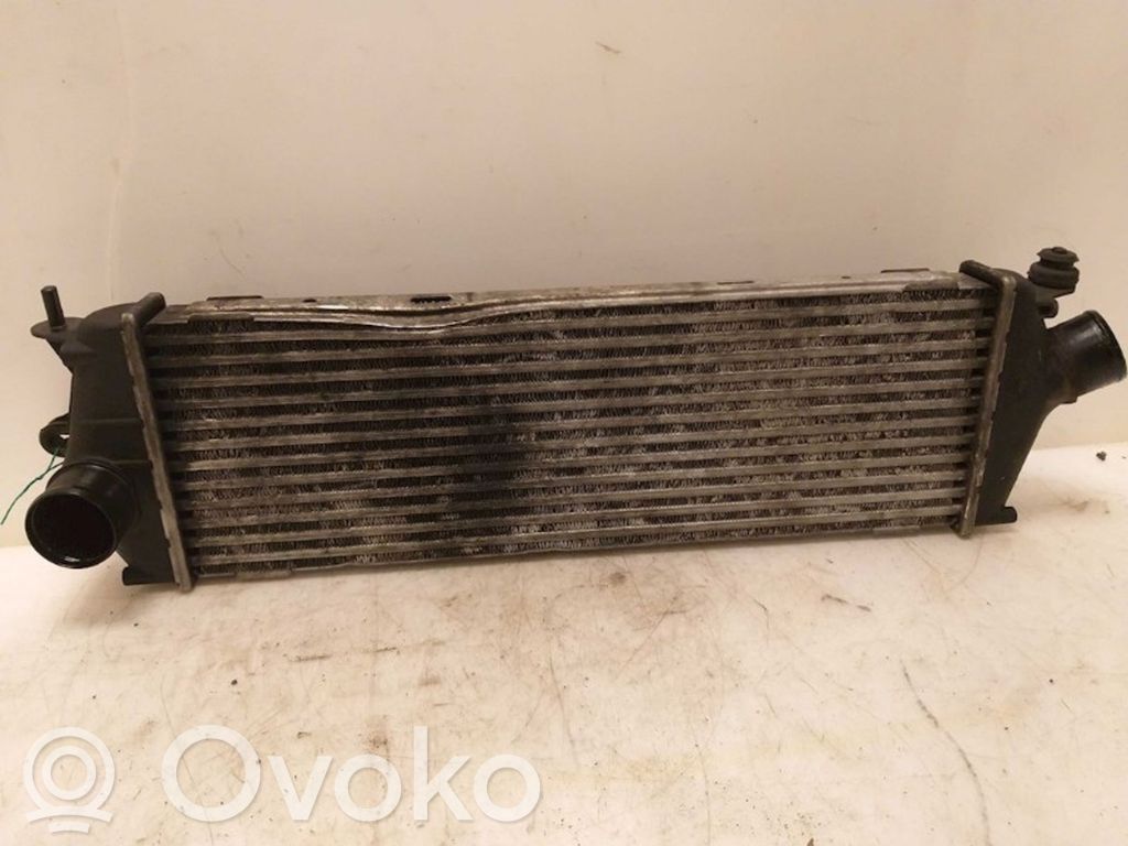 Opel Vivaro Radiator intercooler 