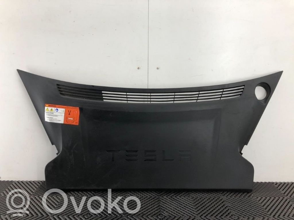 Motorabdeckung   106048100C,106048100C
