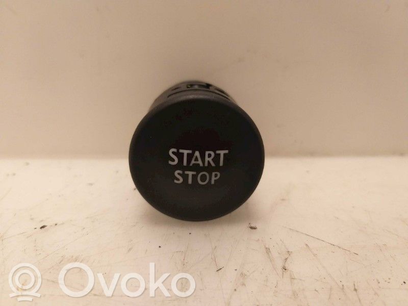 Renault Captur Przycisk zapłonu Start / Stop 