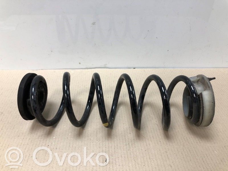 Nissan Qashqai J12 Molla elicoidale posteriore