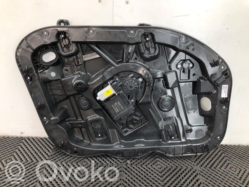 Volvo XC40 Etuoven manuaalinen ikkunan nostin