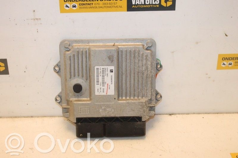 Unidad de control/módulo del motor   55563975,55563975