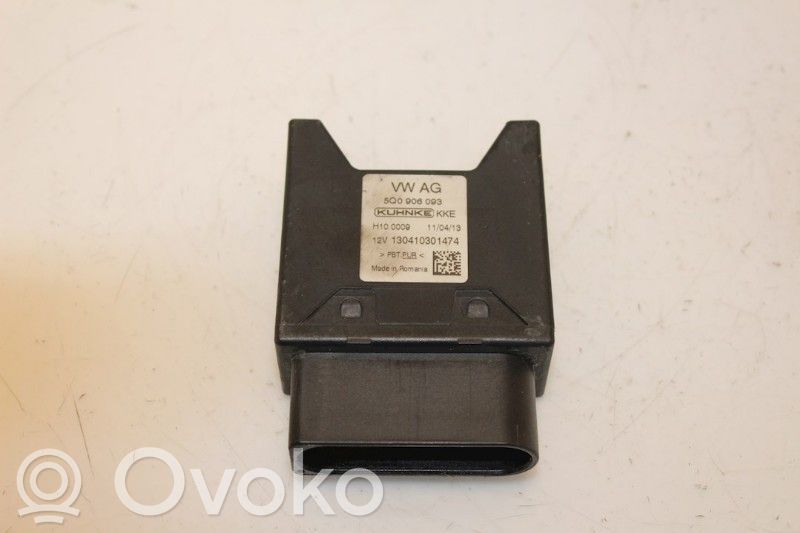 Unité de commande / module de pompe à carburant   5Q0906093,5Q0906093