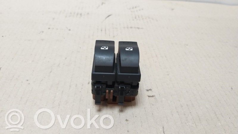 Renault Laguna II Electric window control switch 