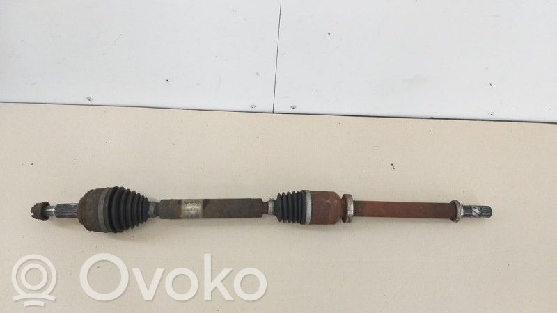 Etuvetoakseli   8200379208,8200379208
