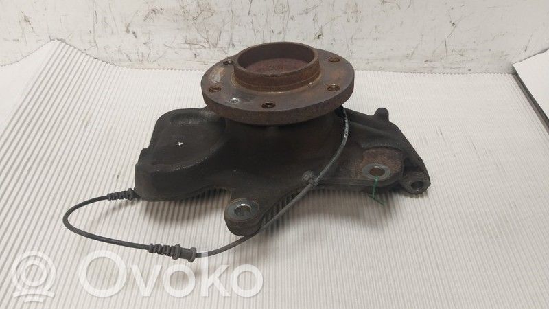 Mercedes-Benz Sprinter W906 Fuso a snodo con mozzo ruota anteriore 