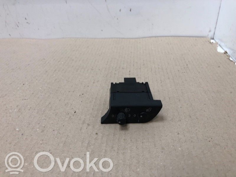 Audi A4 S4 B7 8E 8H Interruttore di regolazione livello altezza dei fari