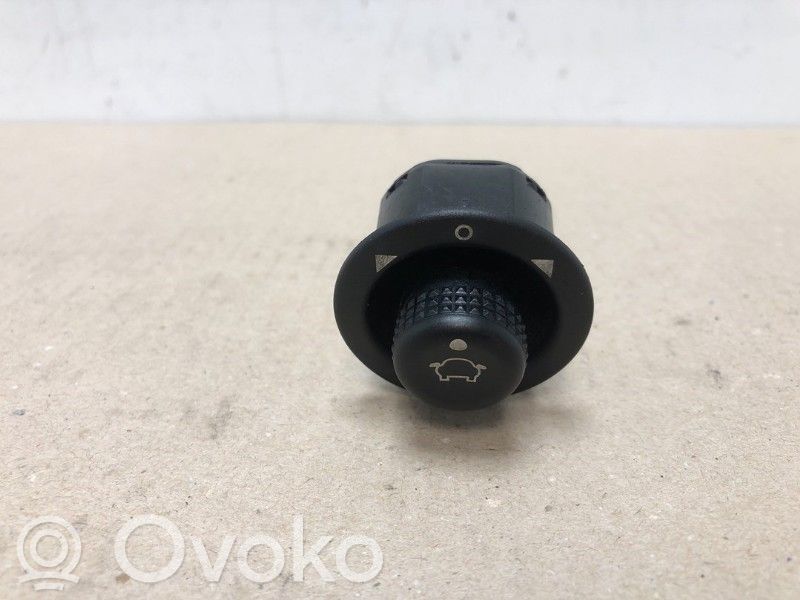 Interruptor del espejo lateral   93BG17B676BB,93BG17B676BB