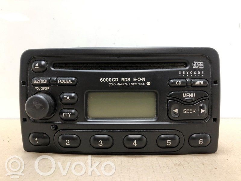 Ford Fiesta Unitate principală radio/CD/DVD/GPS 