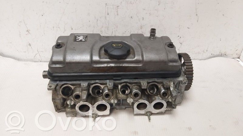 Peugeot 206 Engine head 