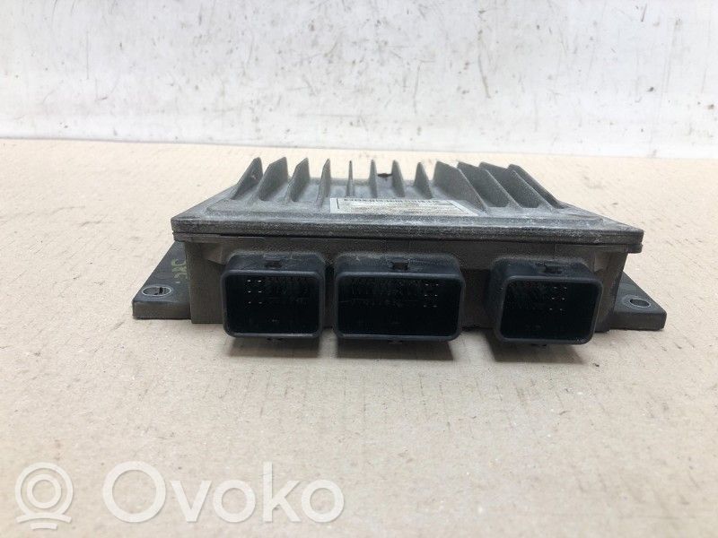 Engine control unit/module   8200303623,8200303623