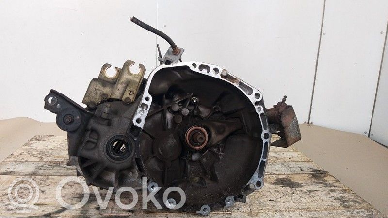 Toyota Yaris Scatola del cambio manuale a 5 velocità 