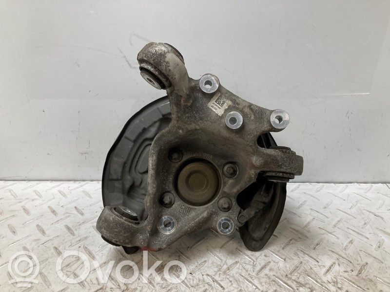 Mercedes-Benz A W177 Fuso a snodo con mozzo ruota posteriore