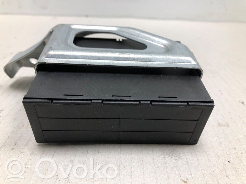 Toyota Aygo AB40 Unité de commande / module de verrouillage centralisé porte