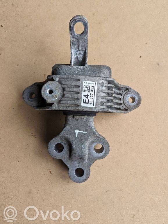 Opel Astra J Engine mount bracket 