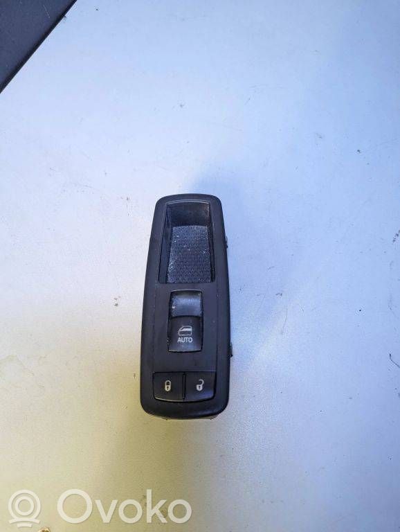 Chrysler Pacifica Electric window control switch 