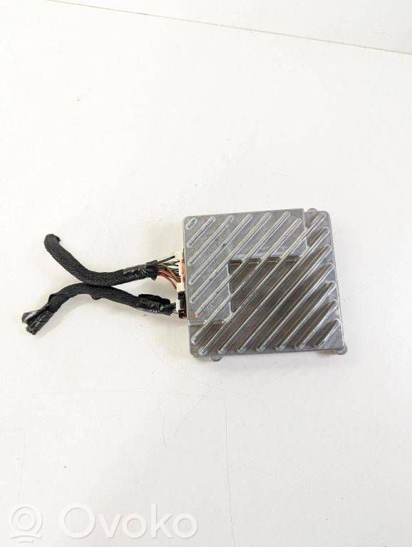 Chrysler Pacifica Sound amplifier 
