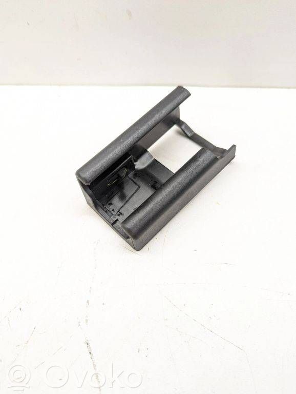BMW X3 G01 Rivestimento del binario sedile anteriore del conducente 