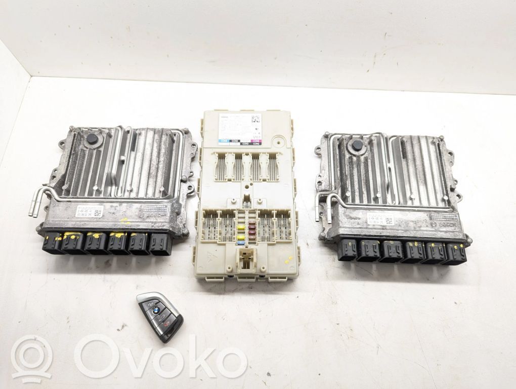 BMW 5 G30 G31 G38 Engine ECU kit and lock set 