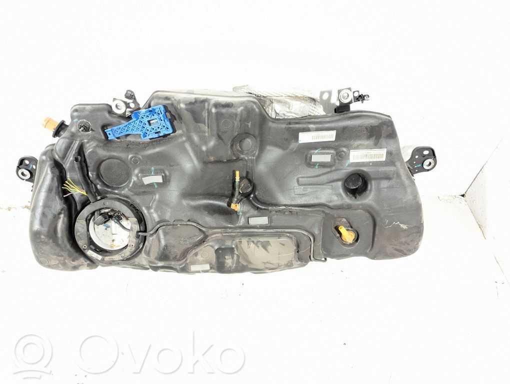 Volvo S90, V90 Zbiornik paliwa 