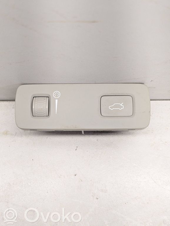 Volvo V60 Tailgate opening switch 