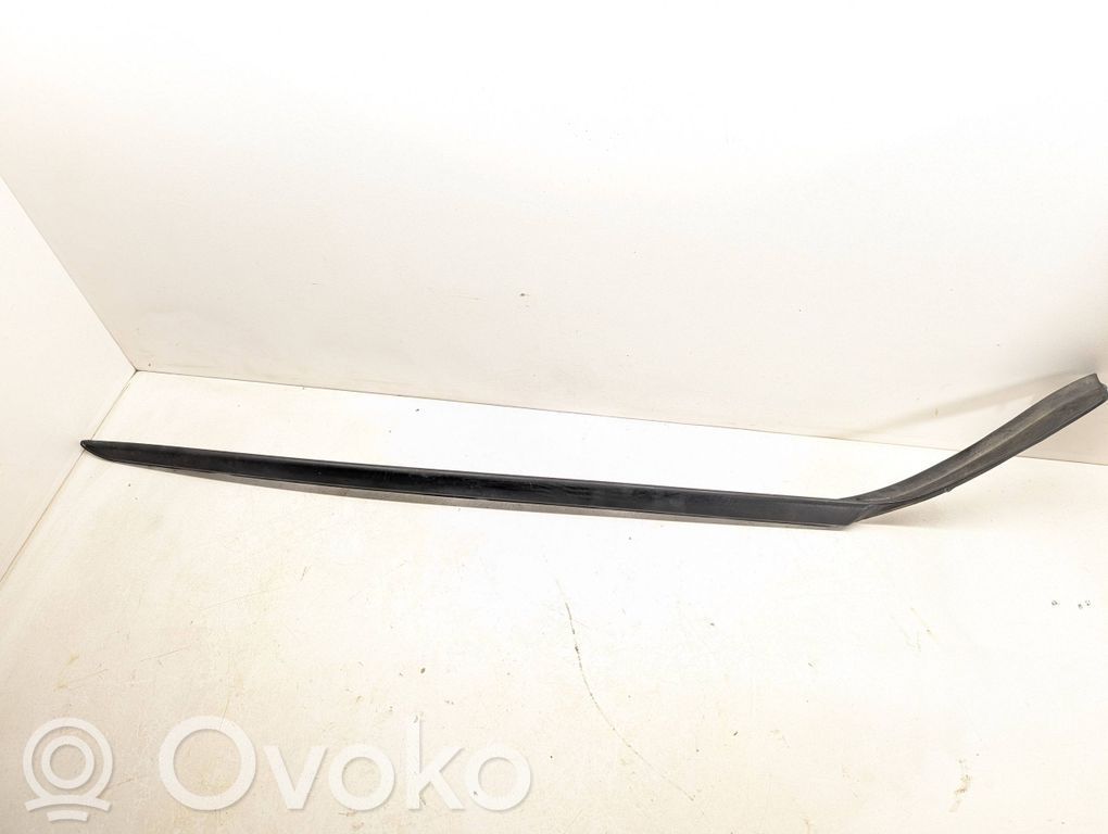 Volvo V60 Windshield trim 