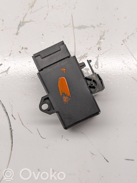 Audi A8 S8 D5 Seat heating relay 