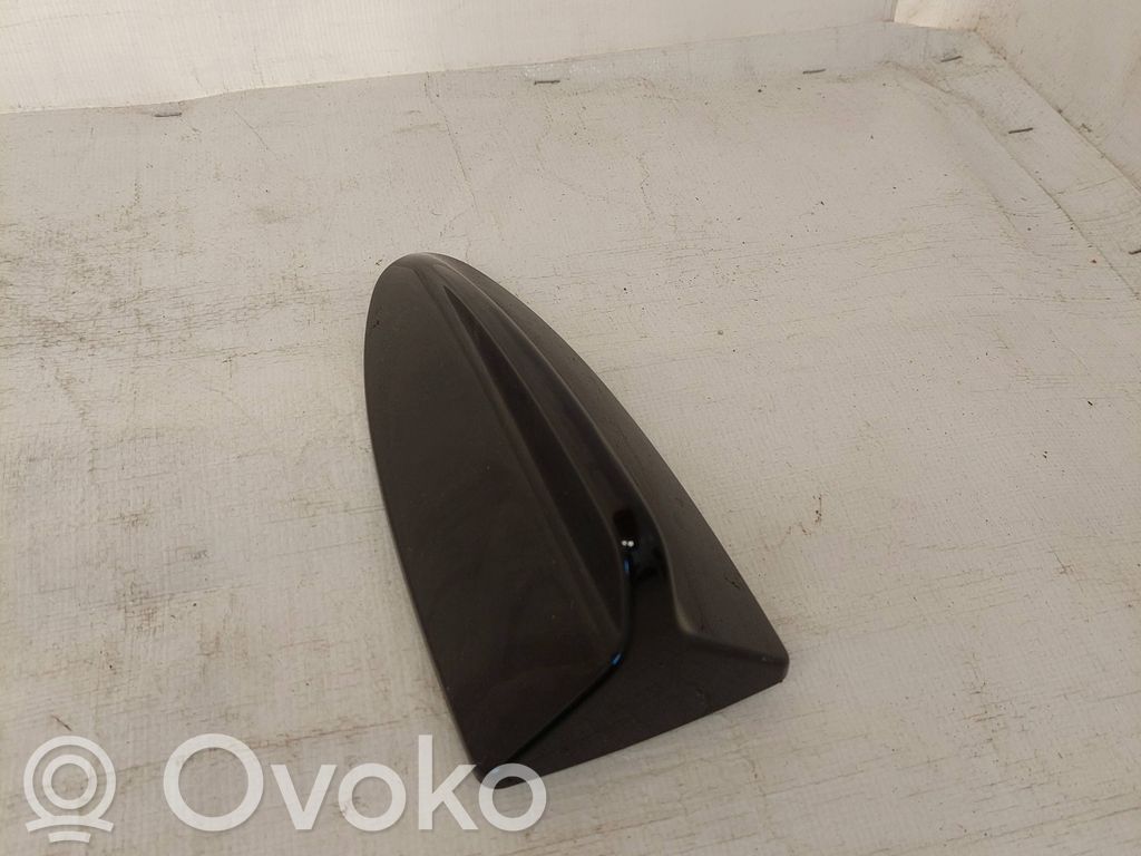 BMW X3 F25 Osłona anteny dachowej GPS 