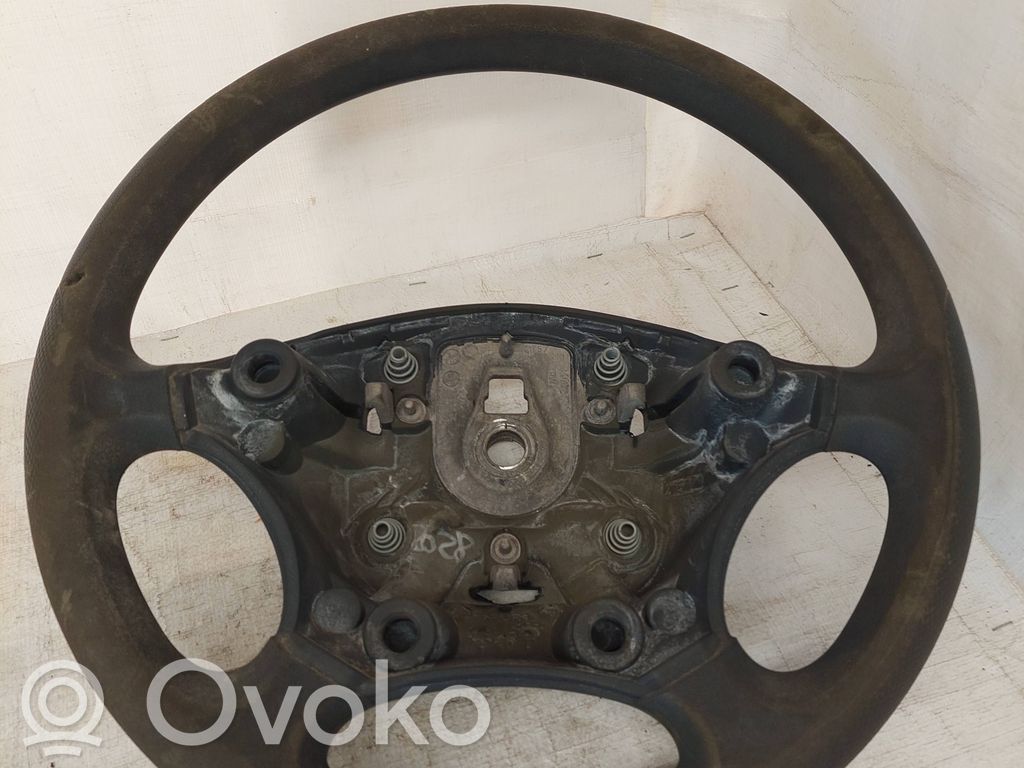 Iveco Daily 4th gen Ohjauspyörä 