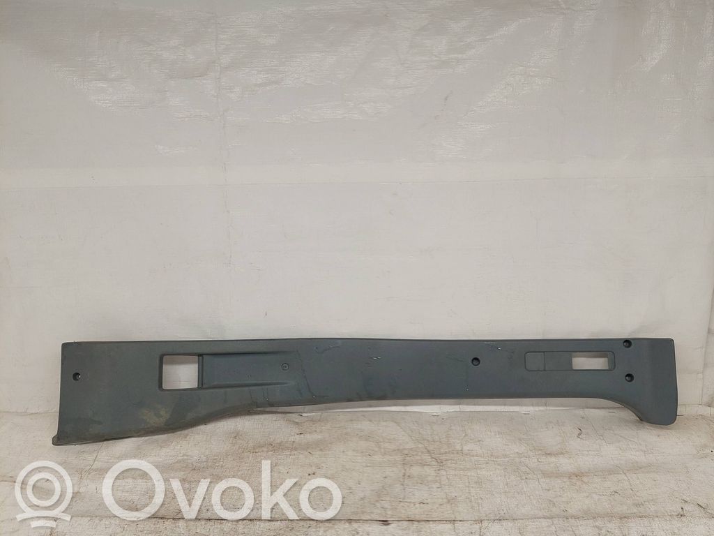 Ford Transit Pilar (B) (superior) 