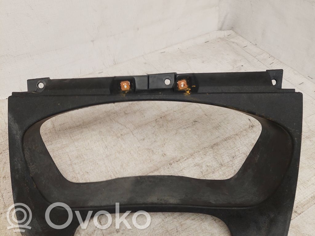 Ford Transit Kojelaudan kehys 
