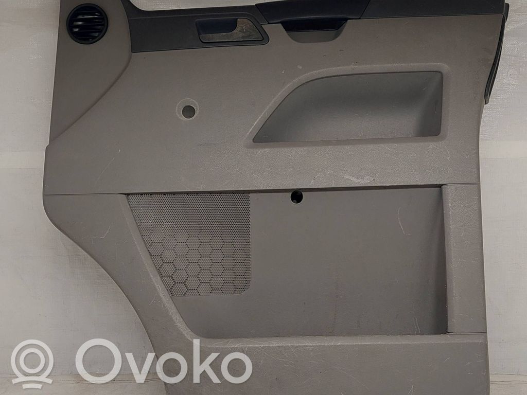 Volkswagen Transporter - Caravelle T5 Boczki / Poszycie drzwi przednich 