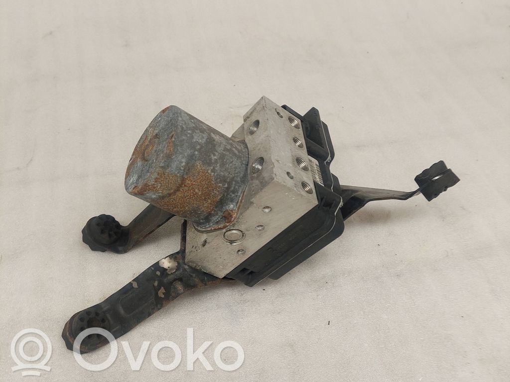 BMW 5 E60 E61 ABS Pump 