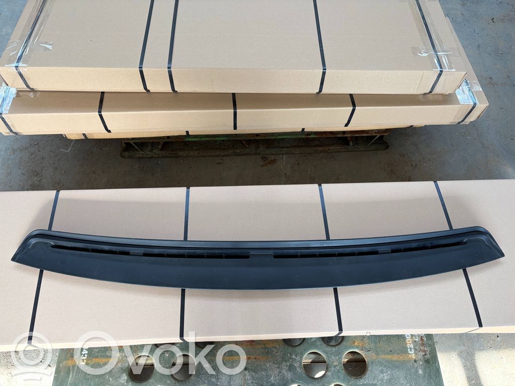Iveco Daily 6th gen Guantera del techo 
