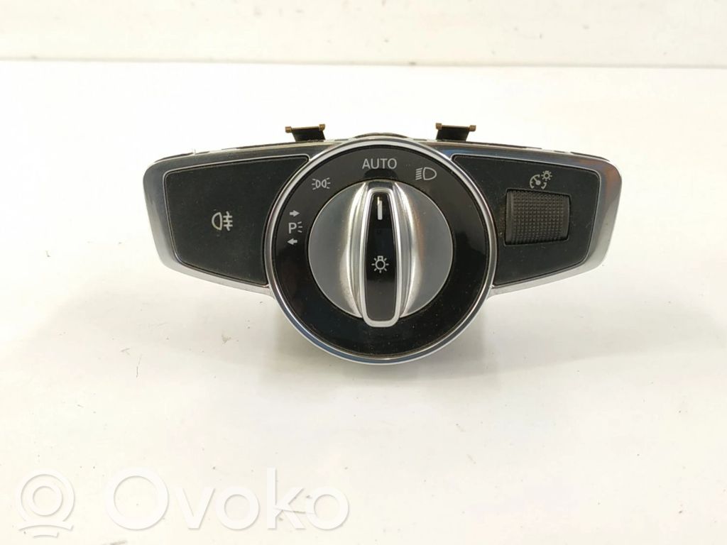 Mercedes-Benz C W205 Light switch 