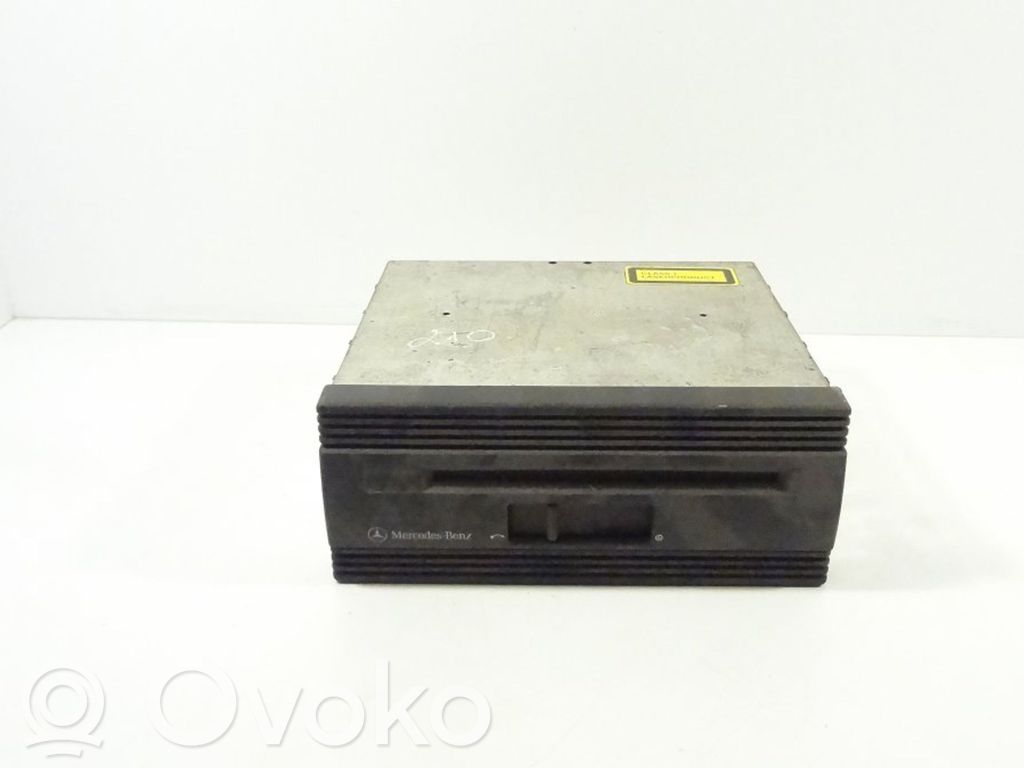 Mercedes-Benz E W210 GPS navigation control unit/module 