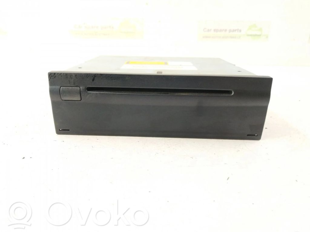 Mercedes-Benz E W211 GPS navigation control unit/module 