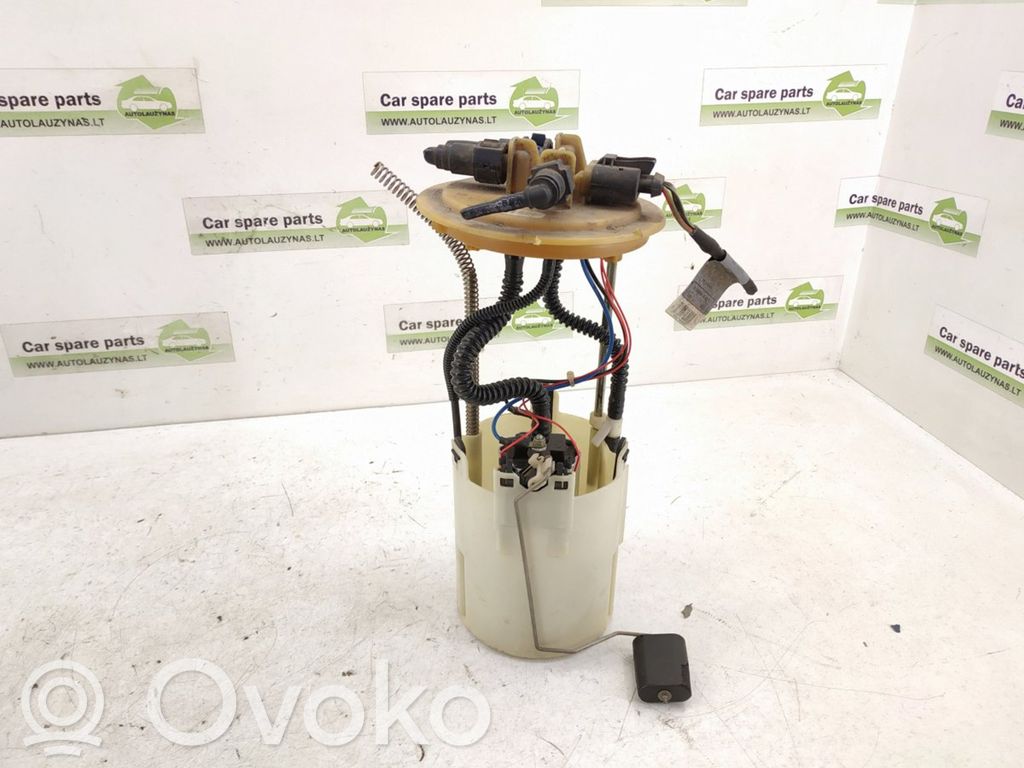 Mercedes-Benz Sprinter W906 Bomba interna de combustible 